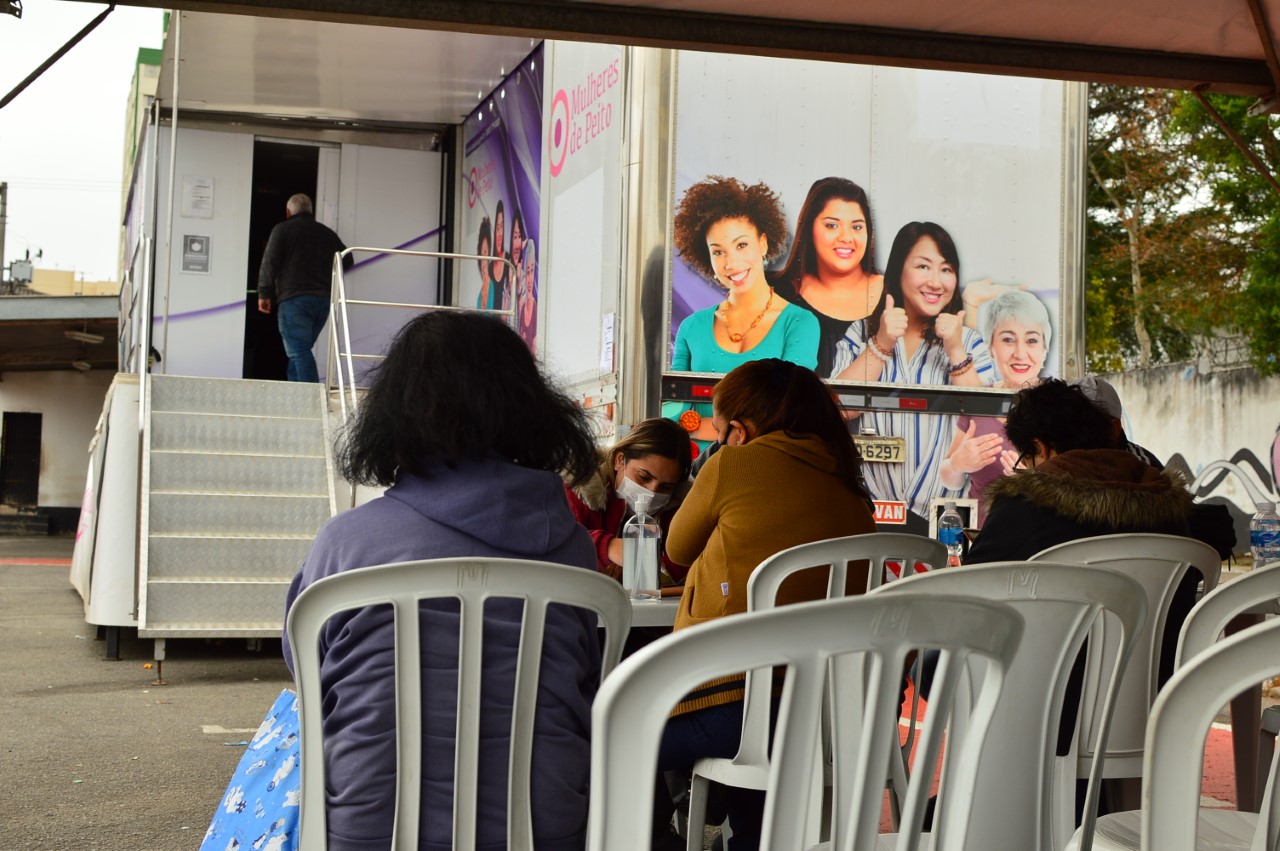 carreta da mamografia 1